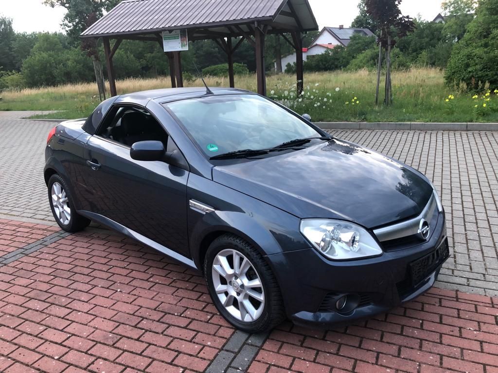 Opel Tigra 1,8b cabrio/alufelgi/klimatyzacja/sztywny dach