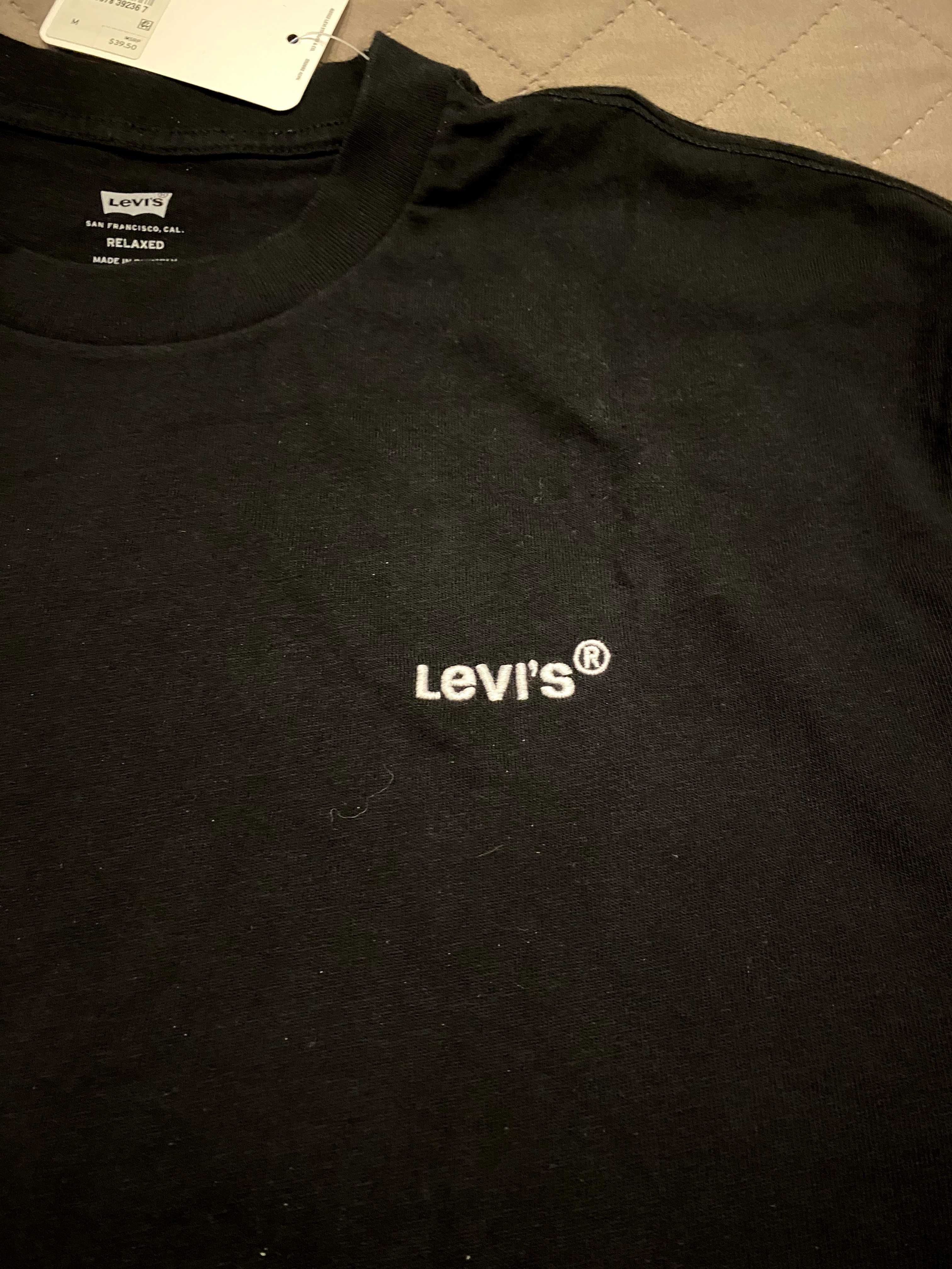 Продам новий чоловічий лонгслів Levis (Розмір М, Relaxed fit)