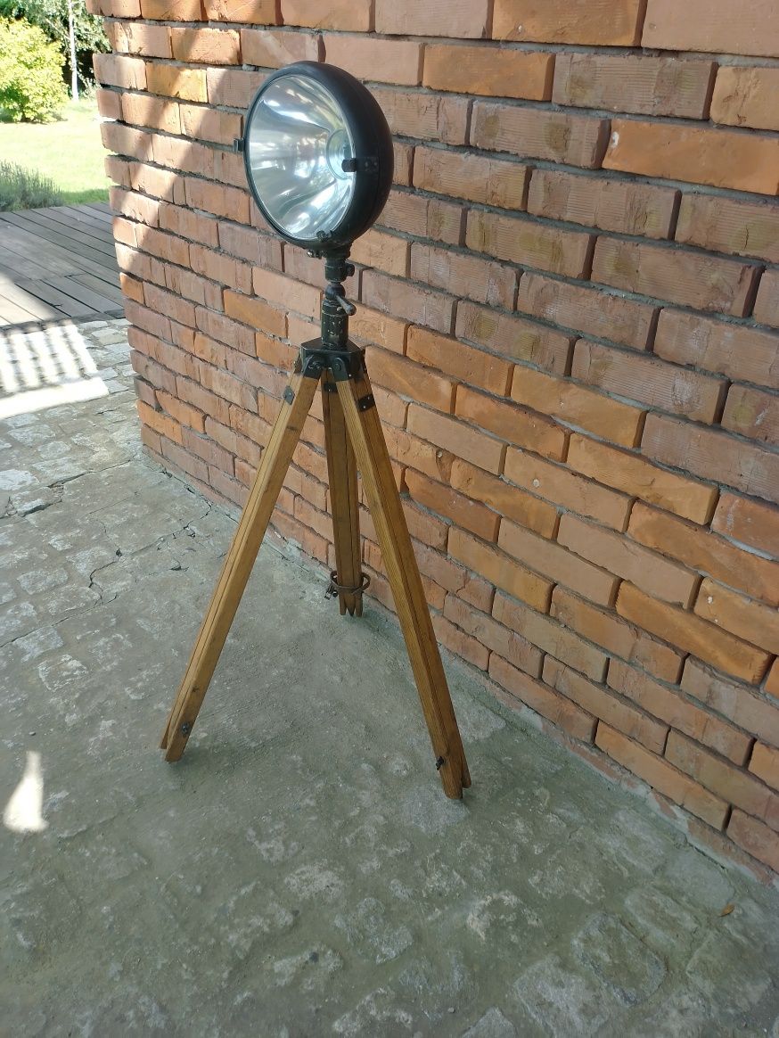 Lampa stara loftt