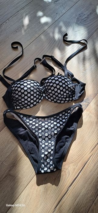 Marilyn stroj kąpielowy rozmiar 36 i 36B gora. Czarno biały