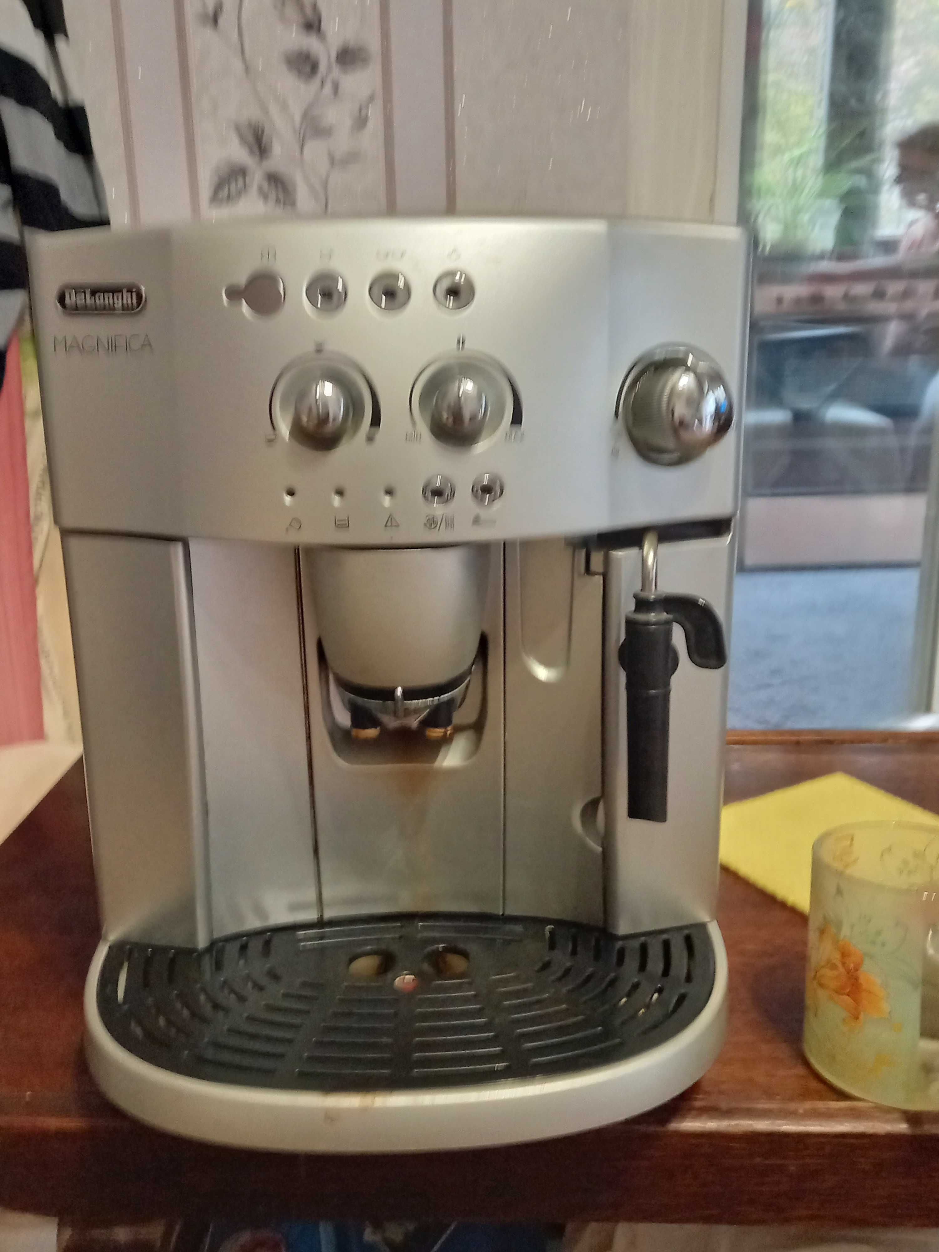 Під ремонт Delonghi ESAM 4000 eco Magnifica кавоварка