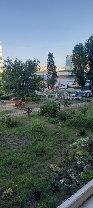 Продам 3ёх.ком. кв.Л.Б. 2/9 70м².10мик ОСББ..