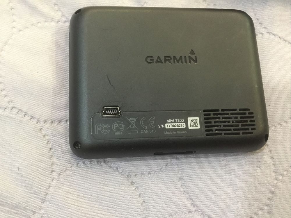 Продам навігатор Gps Garmin nuvi 2200