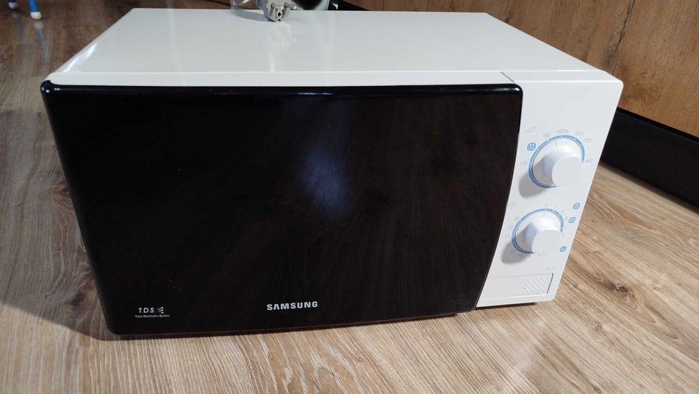 Mikrofalówka SAMSUNG