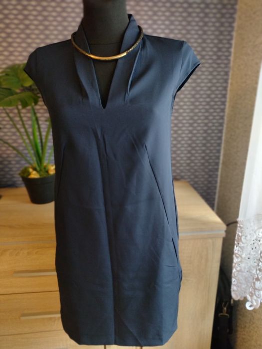 Granatowa sukienka XS Reserved