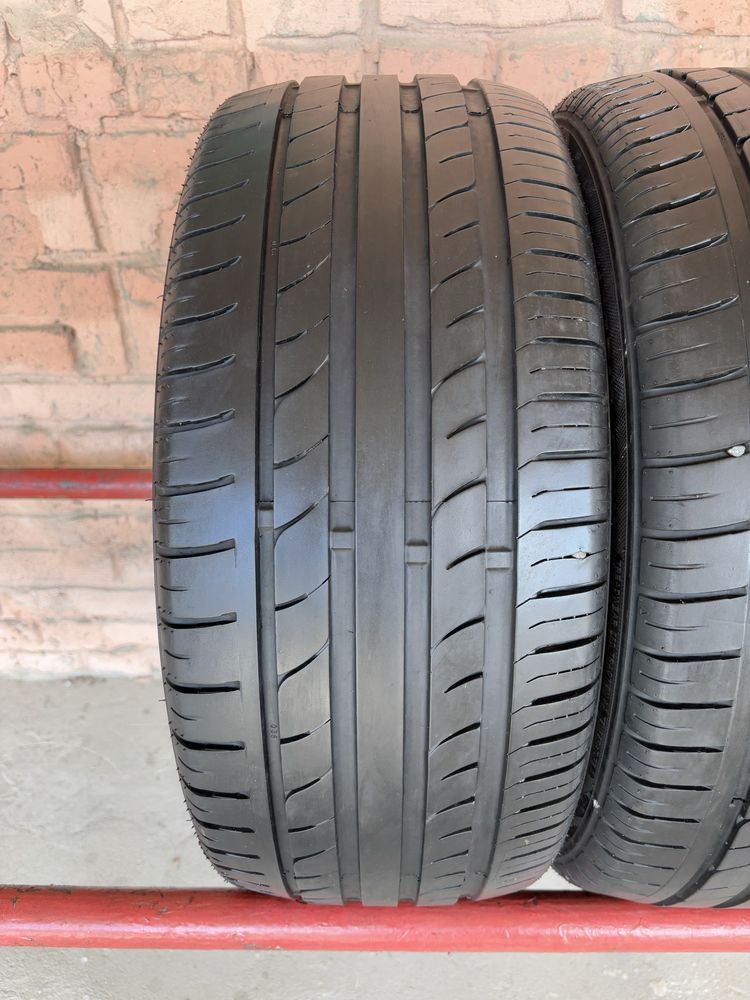 Пара літніх шин 245/45R17 Goodride