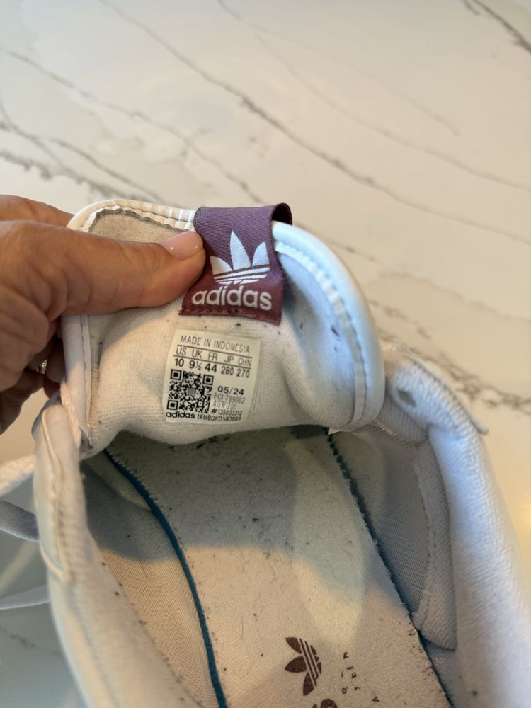 Tenis Continental com riscas bourdeaux