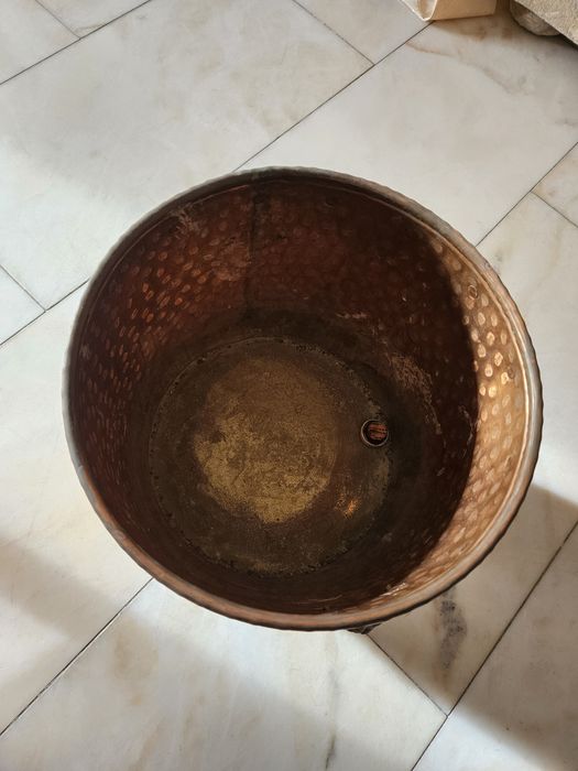 Vaso/floreira latão