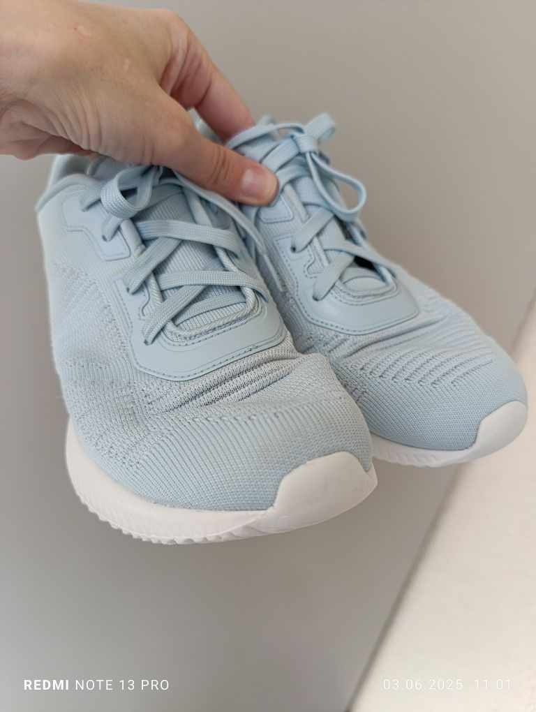 Жіночі кросівки Sketchers