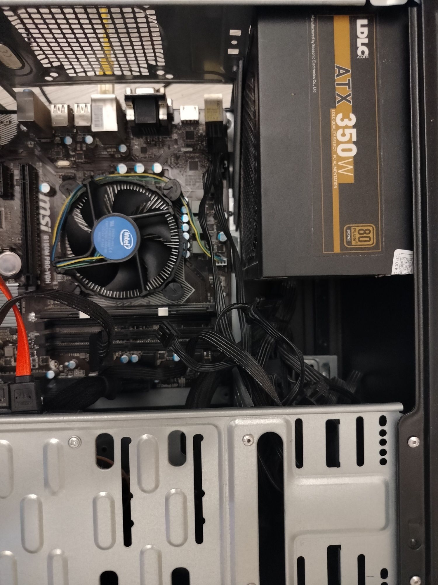 Komputer stacjonarny Intel Core i5 8gb RAM