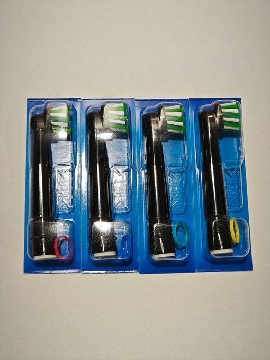 Końcówki Do Szczoteczki Elektrycznej Oral-B Cross Action Czarne 4 Szt