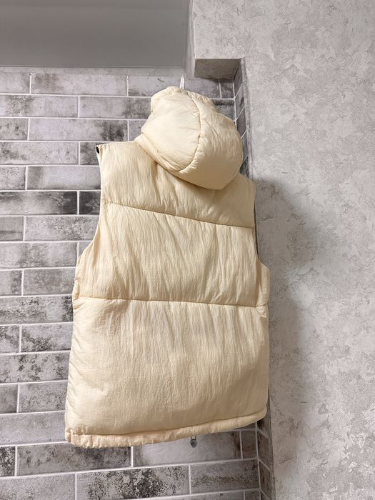 Тепла Бежева жилета