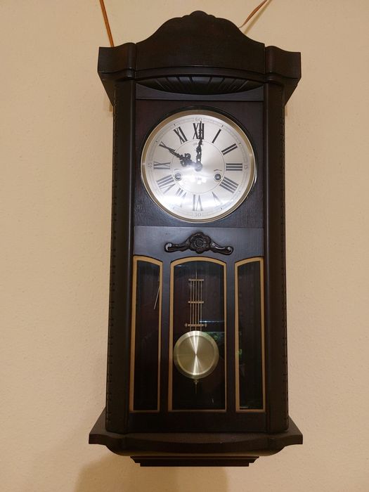 Годинник з маятником