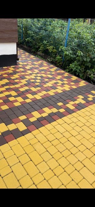 Професійне укладання бруківки. Хмельницький та обл.