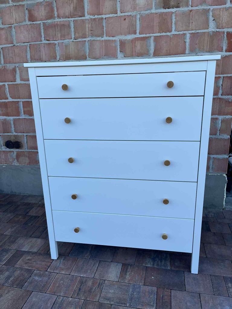 Biała komoda 115x90x44