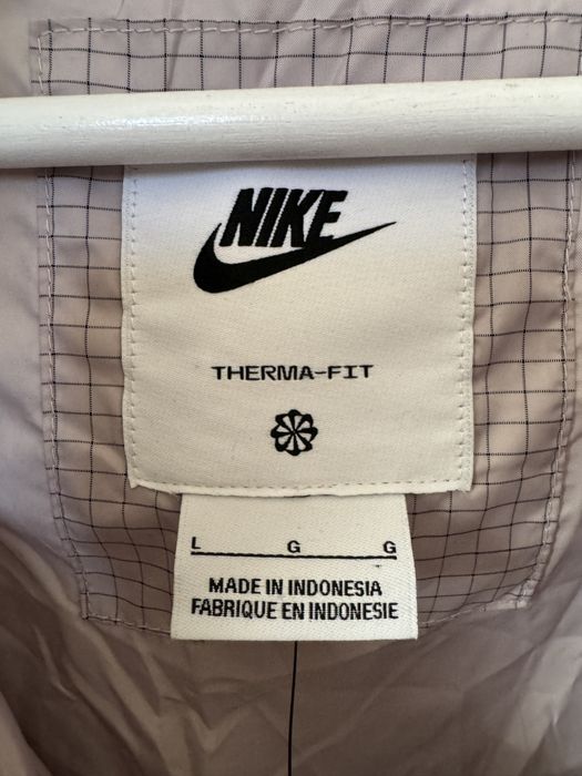 Безрукавка жіноча Nike