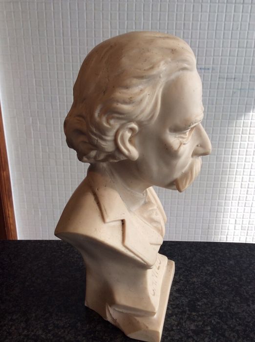 Busto de Camilo Castelo Branco