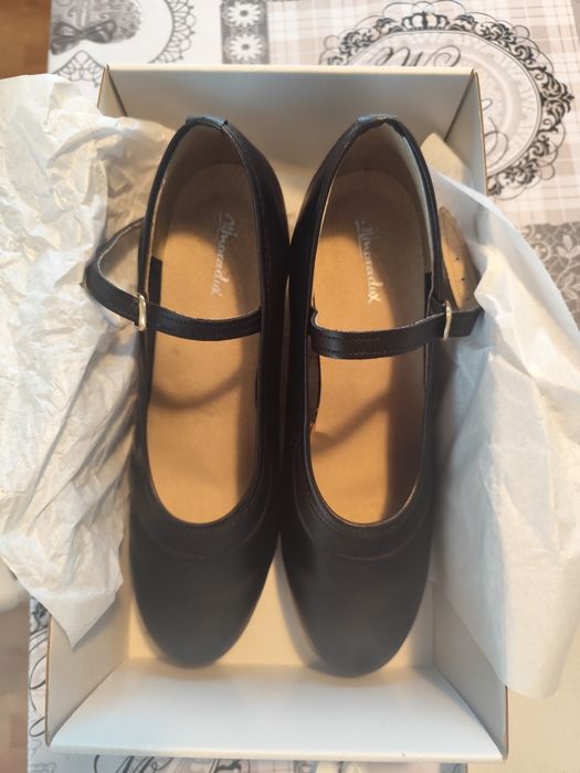 Sapatos sevilhanas tamanho 39,5