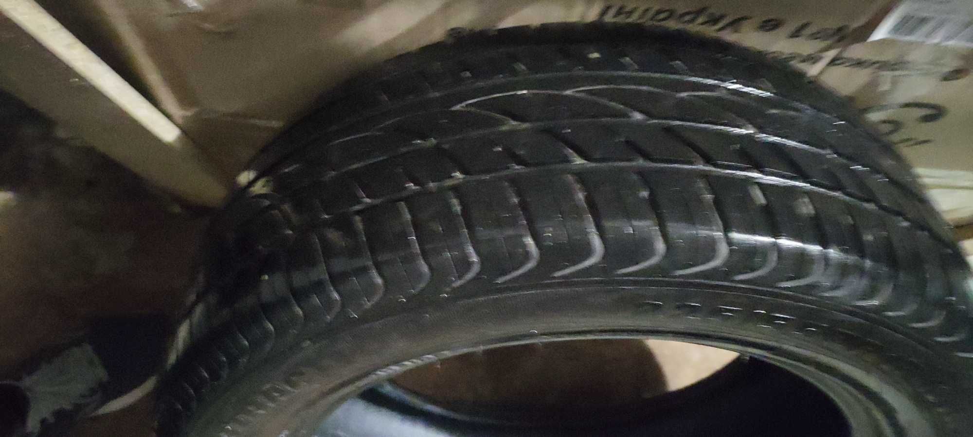 Продам б/у комплект своїх шин 225/55 R17 XL