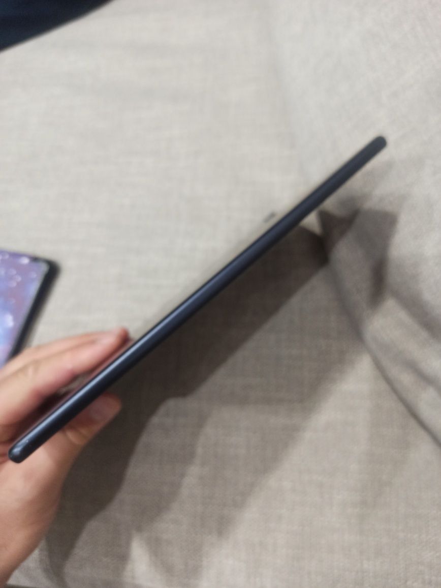 Планшет Huawei MatePad T10S 4 gb на 64gb (AGS3K-W09)