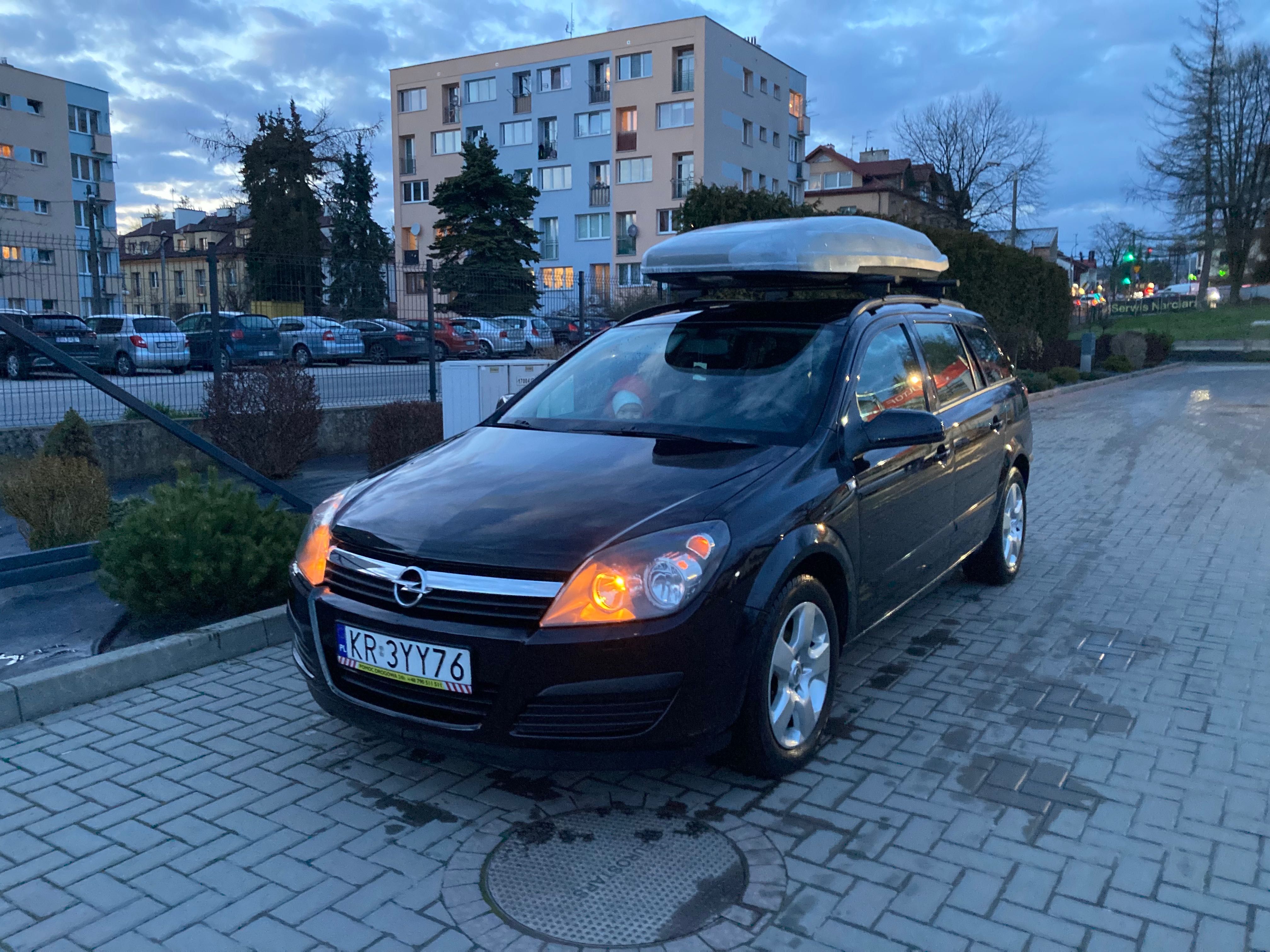 Sprzedam Opel Astra H 1.6 benzin 2005rok.