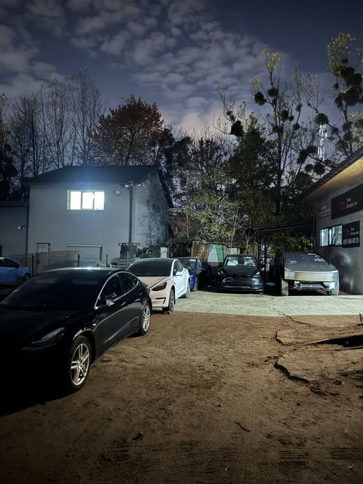Tesla Service Ремонт model S X 3 y plaid Діагностика Батарея
