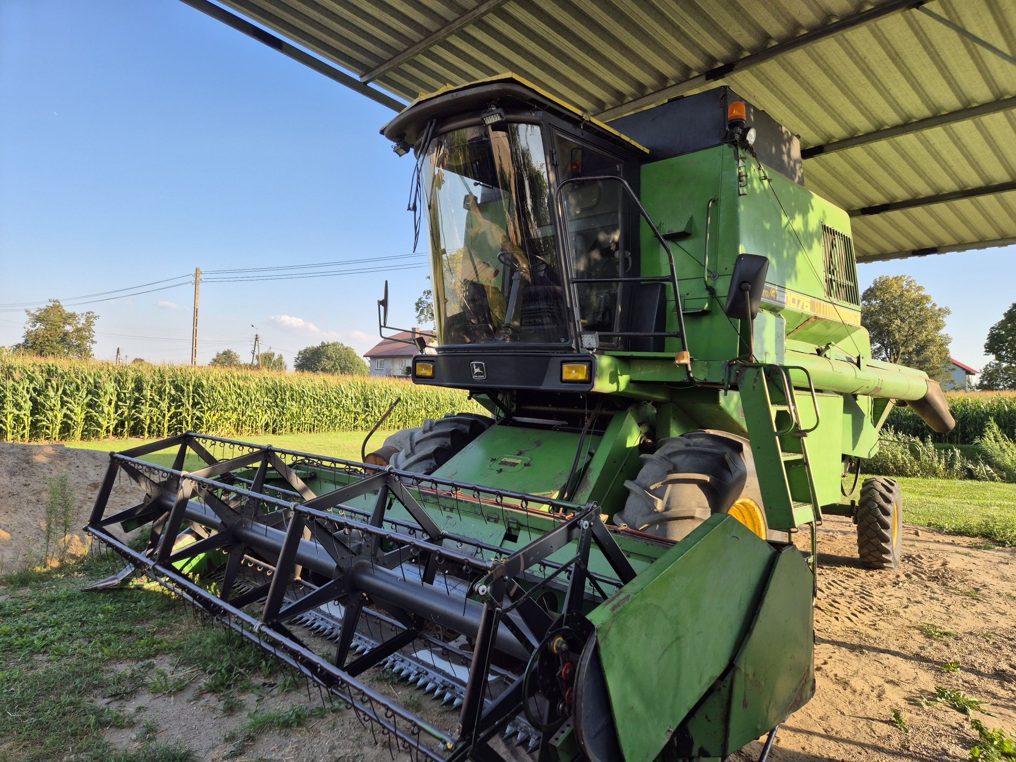 Kombajn zbożowy John Deere JD 1075 Hydro/4 4,2m