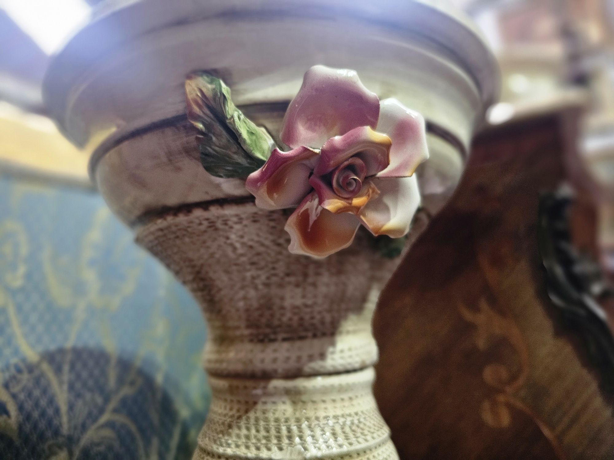Kolumna osłonka na kwiat  kwietnik porcelana Capodimonte #1526 Stylowy