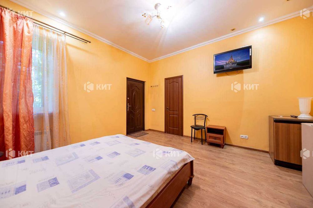 2к.50м2 Центр (м. Архитектора Бекетова, Куликовский спуск, 13) 130179