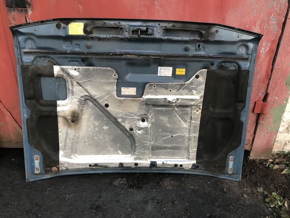 Капот права дверка Mitsubishi Pajero 2 Педжеро