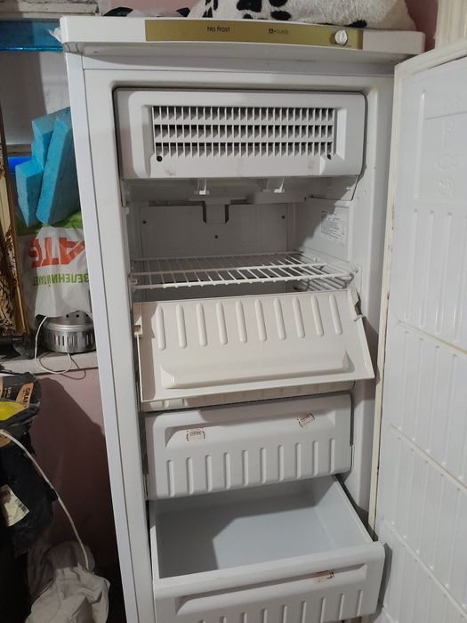 Продам морозильною камерою