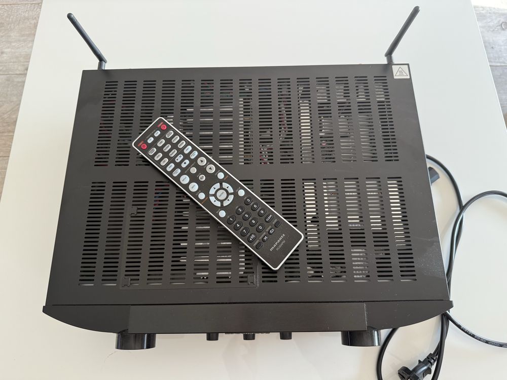 Marantz PM7000N Wzmaciacz z wbudowanym streamerem