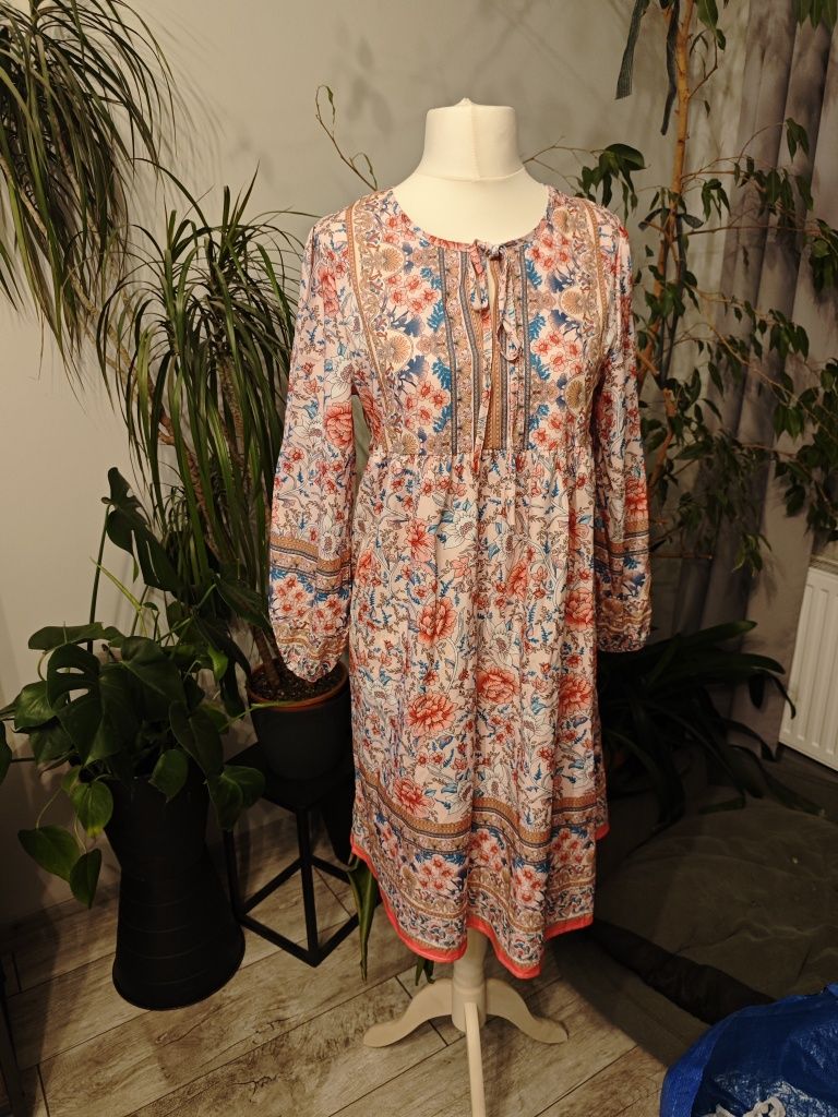 Sukienka w kwiaty elegancka weselna komunijna retro vintage ciążowa