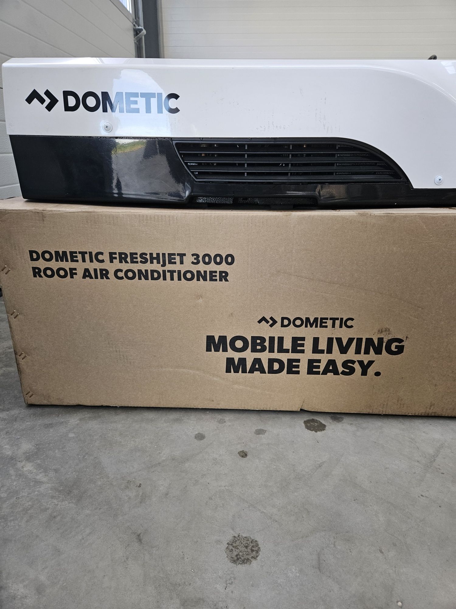 Klimatyzator dachowy Dometic fj3000 kamper przyczepa