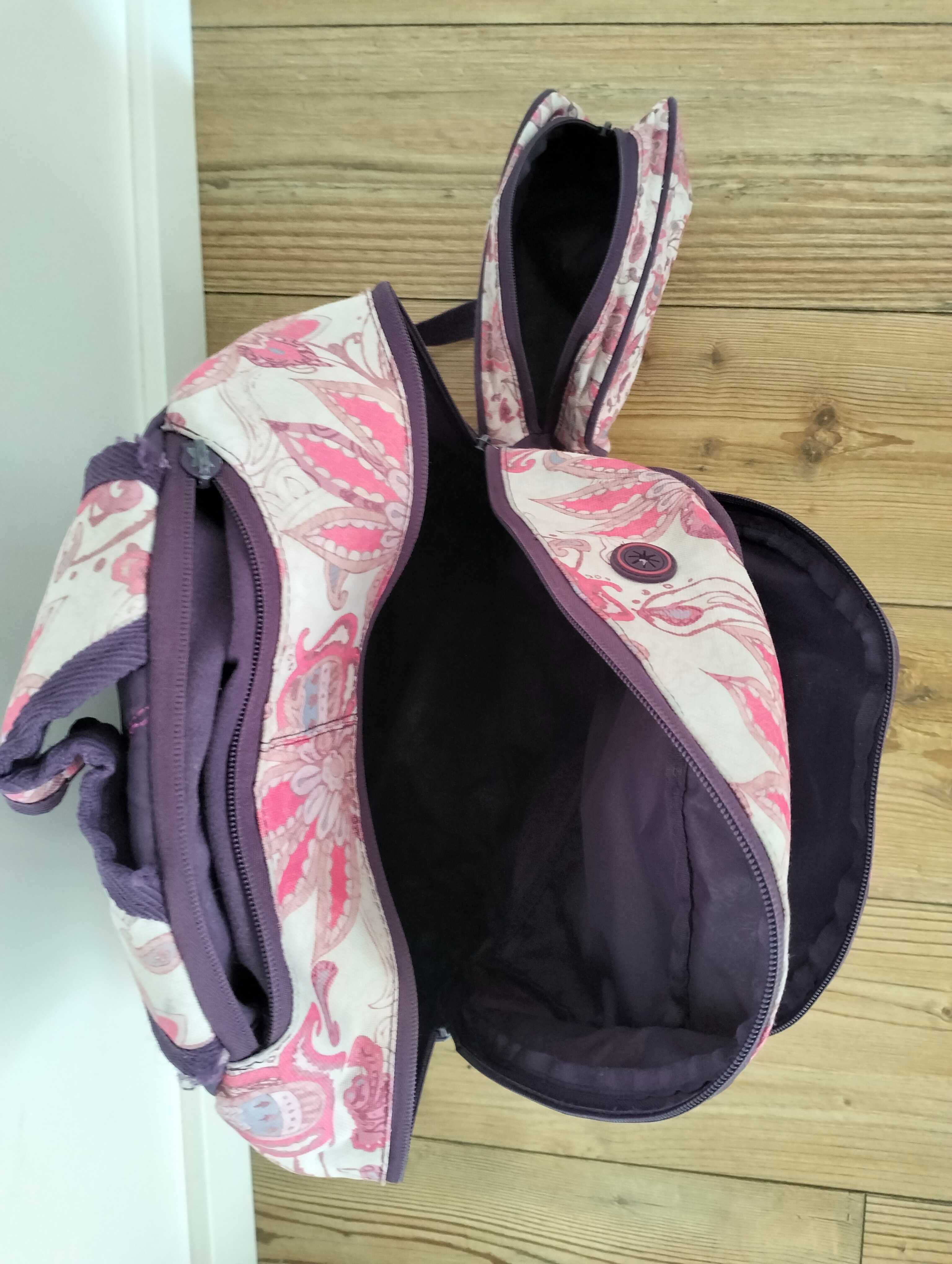 Mochila + estojo