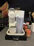 Maquina café DELONGHI Nespresso Gran Lattissima