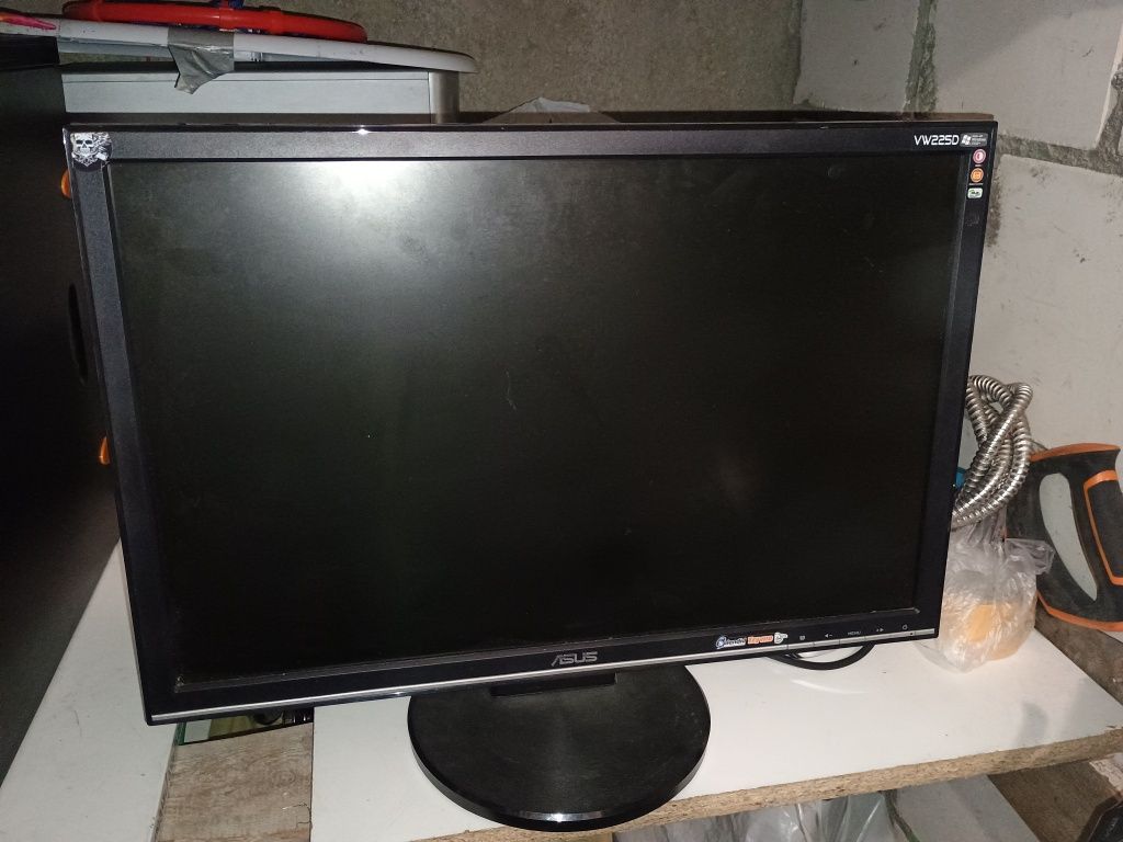 Monitor Asus VW225D LCD 22 całe
