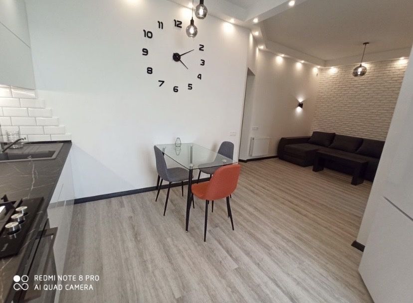 Сдам евродвушку на Зоопарковой