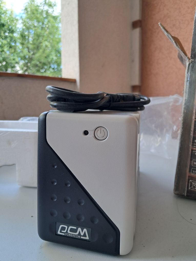 ІБП PCM Powercom 400VA безперебійник