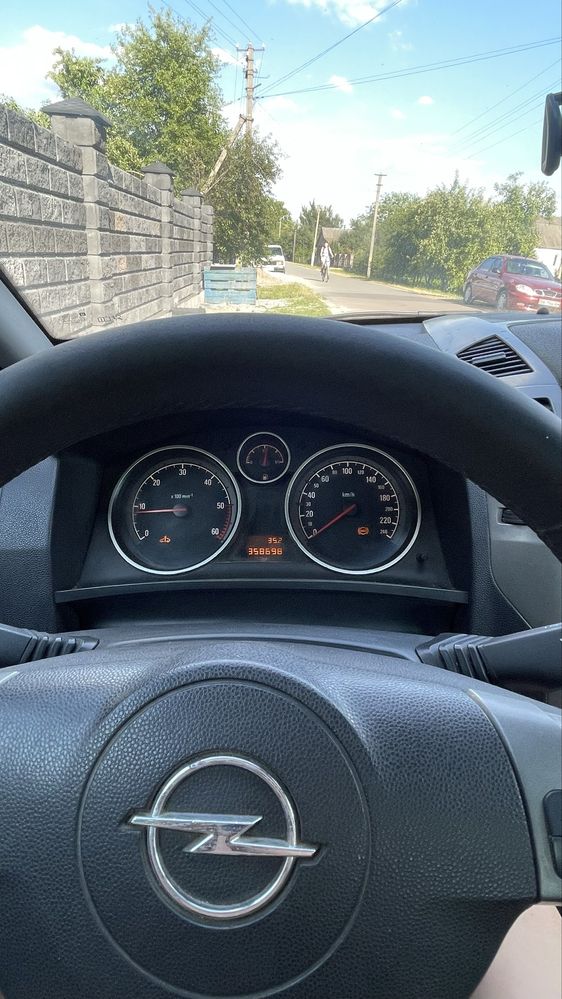 Авто Opel Zafira B 2005р 7місць