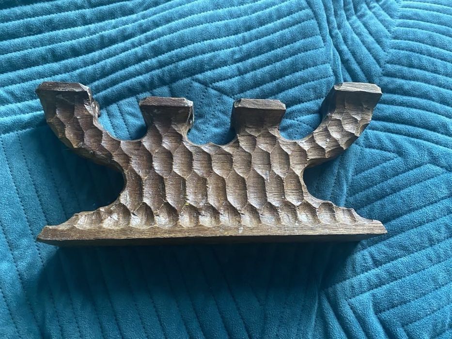 Świecznik drewniany że świecami