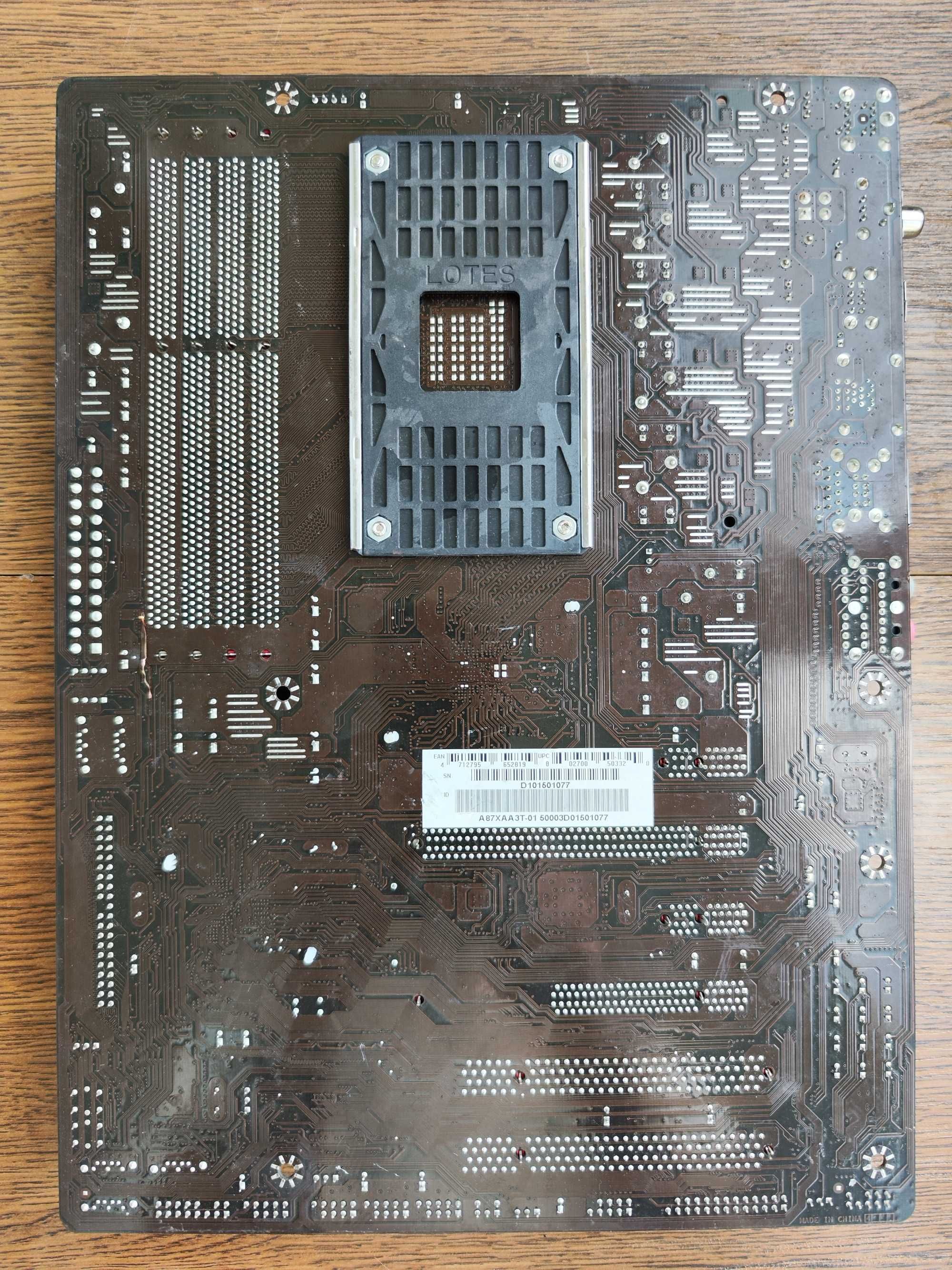 Материнська плата Socket AM3
BioSTAR TA870+ SLI (SAМЗ, 4 СЛОТА DDR3,
