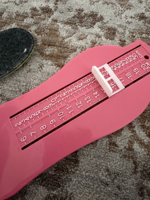 Дитячі черевики Geox, 22 розмір