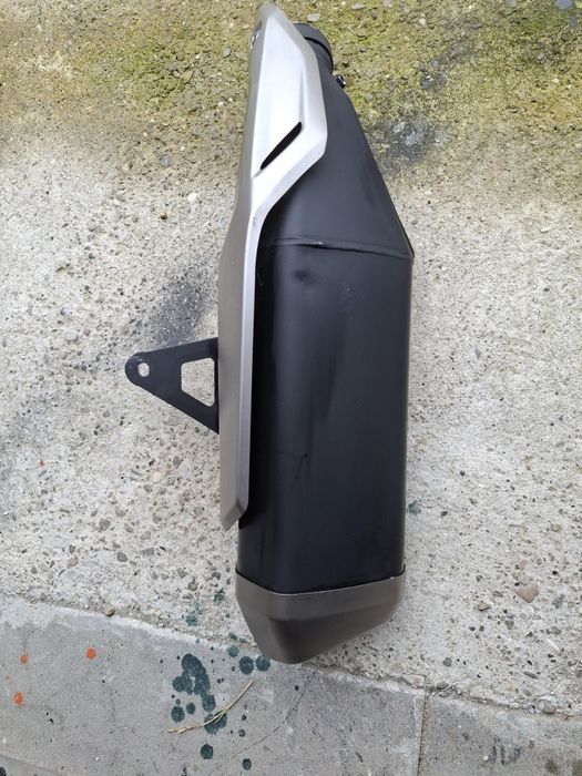 Tłumik Honda Transalp 750  rok 2023  6 tys km stan bdb