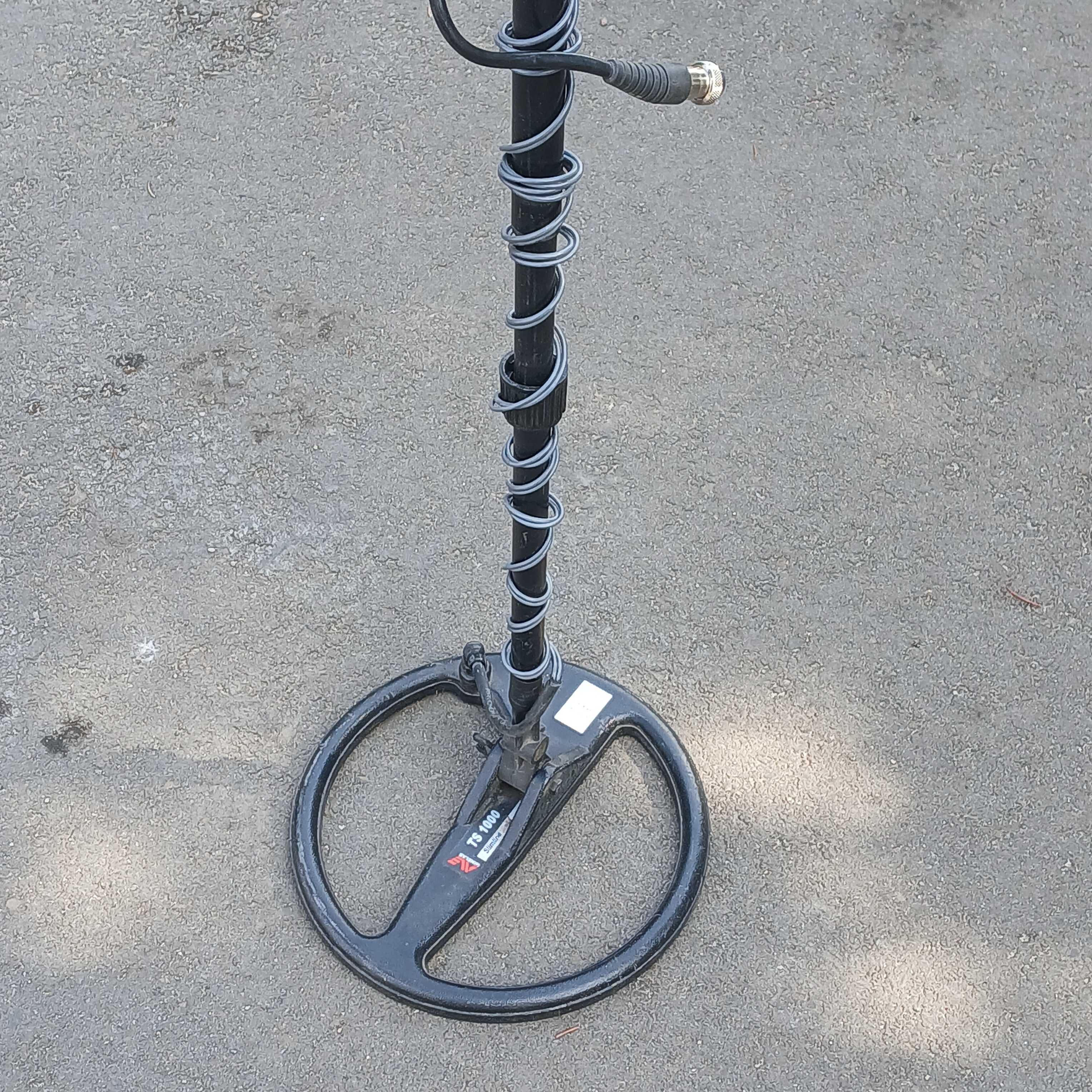 Wykrywacz metalu manualny MINELAB MUSKETEER ADV EURO 10 wojskowy