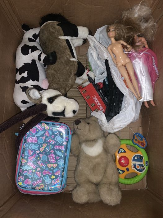 Лот дитячих іграшок
