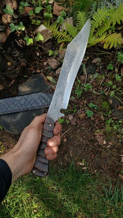 Ręcznie wykuty nóż do lasu/ maczeta bushcraft/ myśliwski / Knifemaking