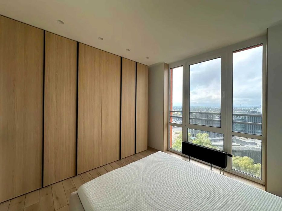 Продаж 2к з якісним ремонтом Дніпровська наб 20а ЖК Seven