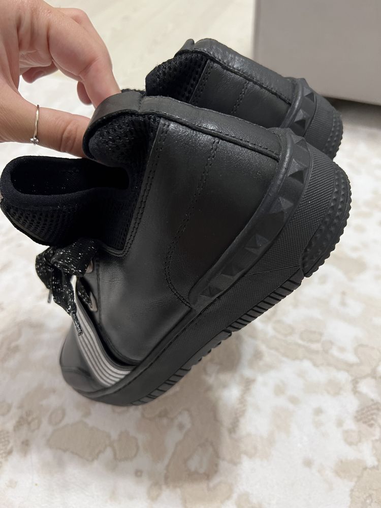 Ботинки кроссовки женские под Louis Vuitton утепленные