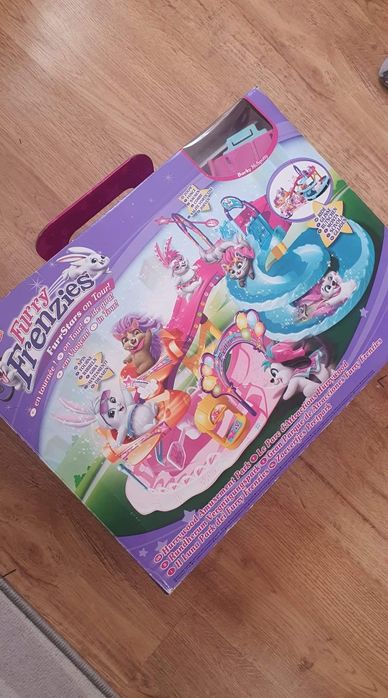 Hasbro furry frenzies park rozrywki tor kolejka górska